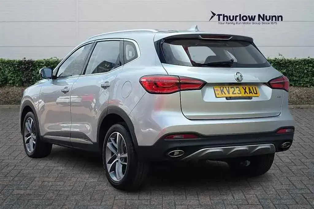 Used MG HS Excite 162 HP (119 kW) 2023 Silver SUV