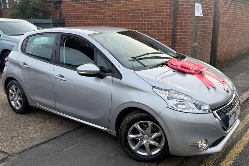 Silver Used 2014 Peugeot 208 Active Hatchback | £5,490 (Fair price) - Image 1/1