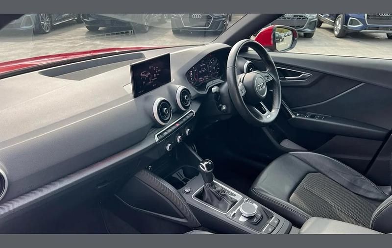 Used Audi Q2 S-Line 190 HP (139 kW) 2021 Red SUV