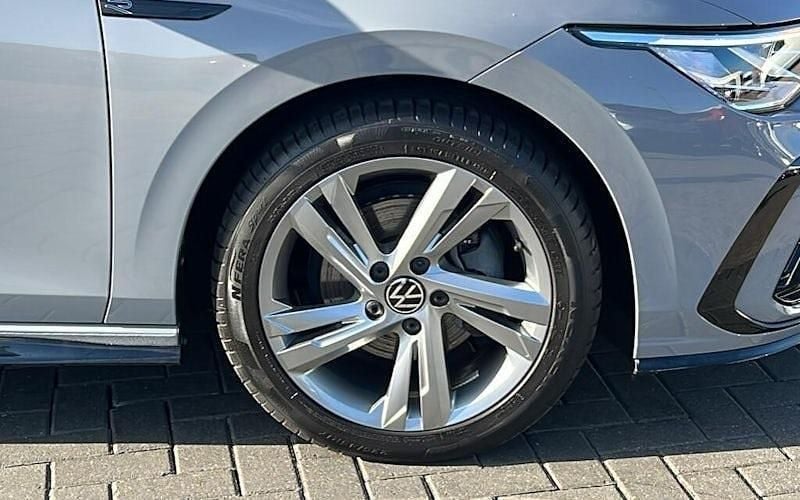 Used 2024 VW Golf VIII R-line Hatchback | £20,999 (Good price) - Image 1/4