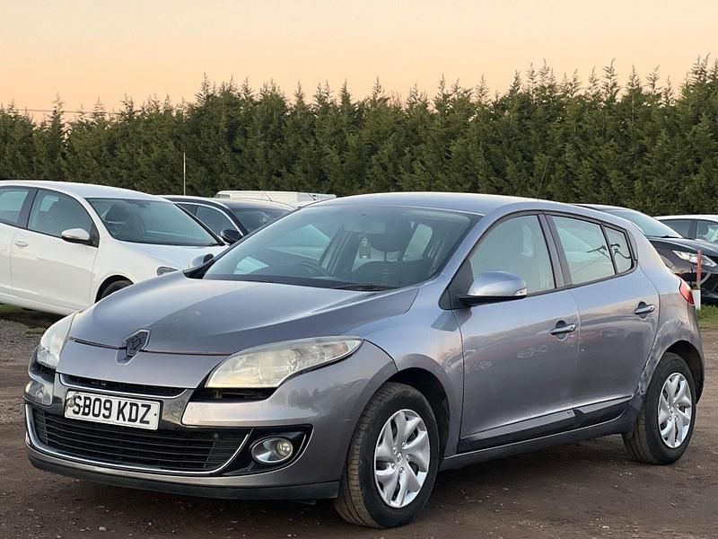Used Renault Mégane III Expression 2009 Blue Hatchback