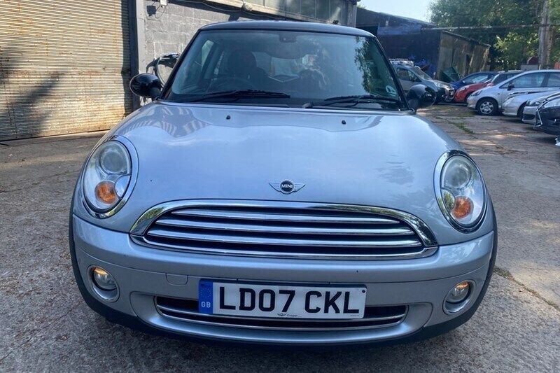 Silver Used 2007 Mini Cooper Hatch Hatchback | £3,500 (Fair price) - Image 1/1