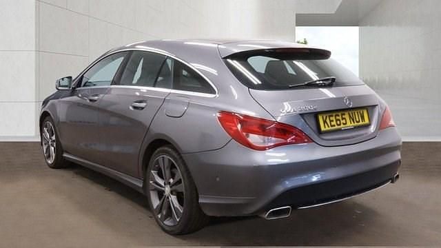 Used Mercedes CLA200 Shooting Brake 136 HP (100 kW) 2016 Grey Estate