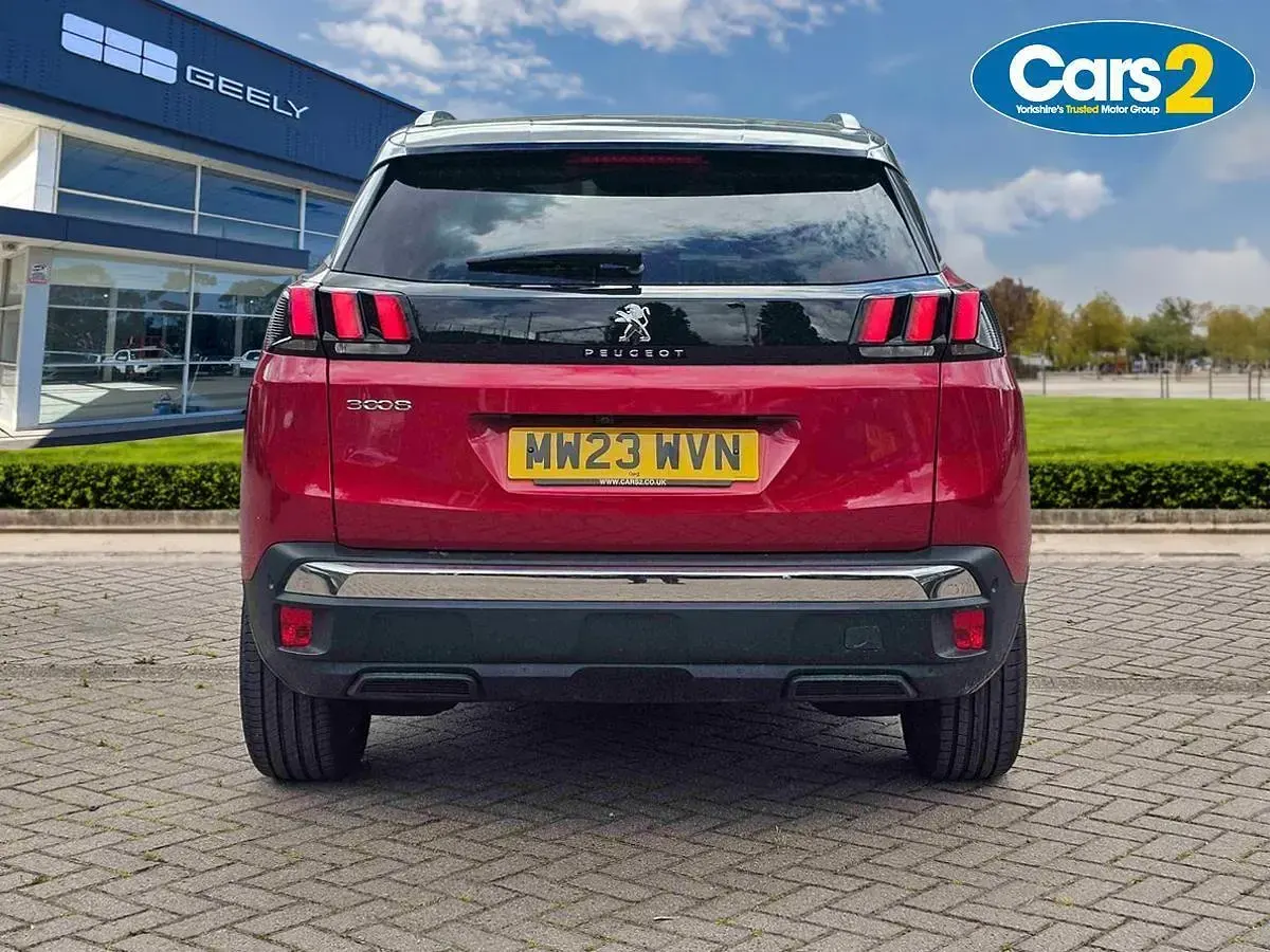 Used Peugeot 3008 Allure+ 131 HP (96 kW) 2023 Red SUV