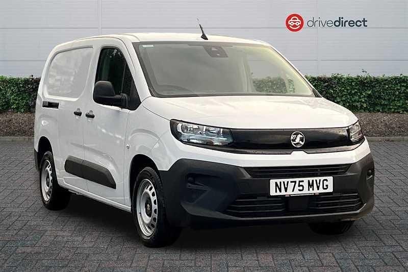 New Vauxhall Combo S 100 HP (73 kW) 2025 White MPV