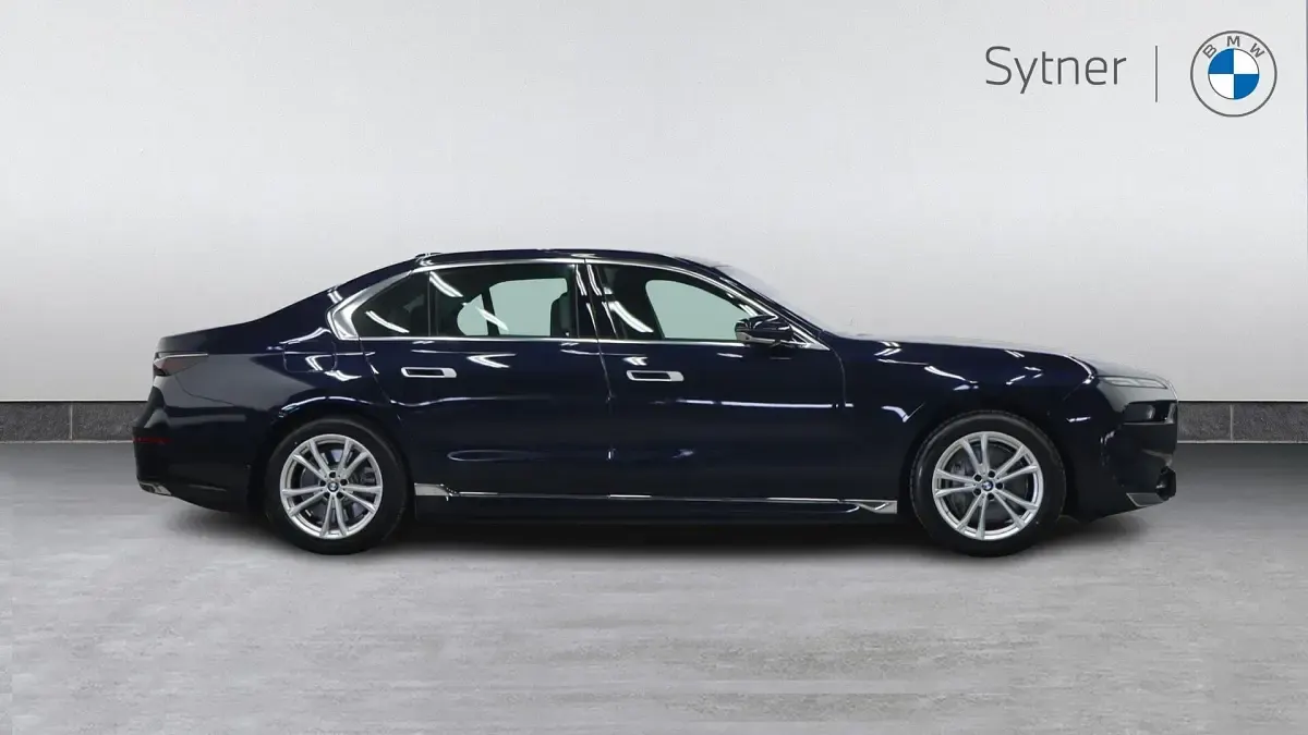 Used BMW i7 Comfort Edition 330 kW (449 HP) 2025 Black Sedan