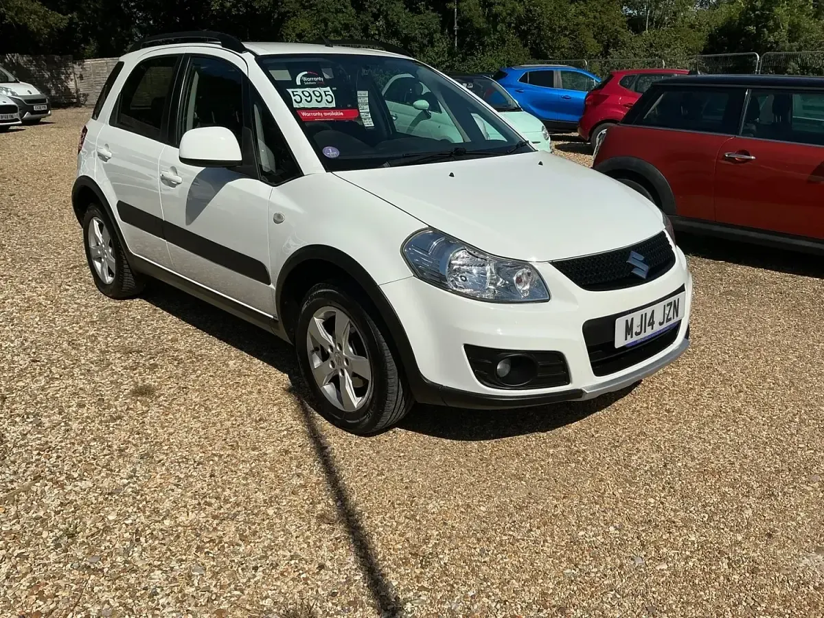 Used Suzuki SX4 SZ5 2014 White Hatchback
