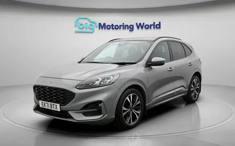 Used Ford Kuga ST-Line X 120 HP (88 kW) 2021 Silver SUV