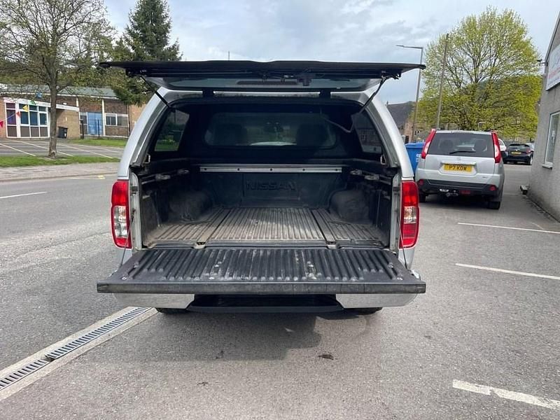 Used Nissan Navara 360º 174 HP (127 kW) 2007 Silver Pickup