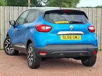 Used Renault Captur Dynamique 90 HP (66 kW) 2016 Blue SUV