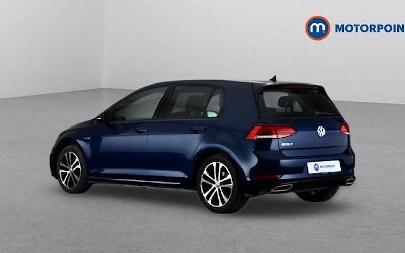 Used VW Golf VII R-line 150 HP (110 kW) 2019 Hatchback