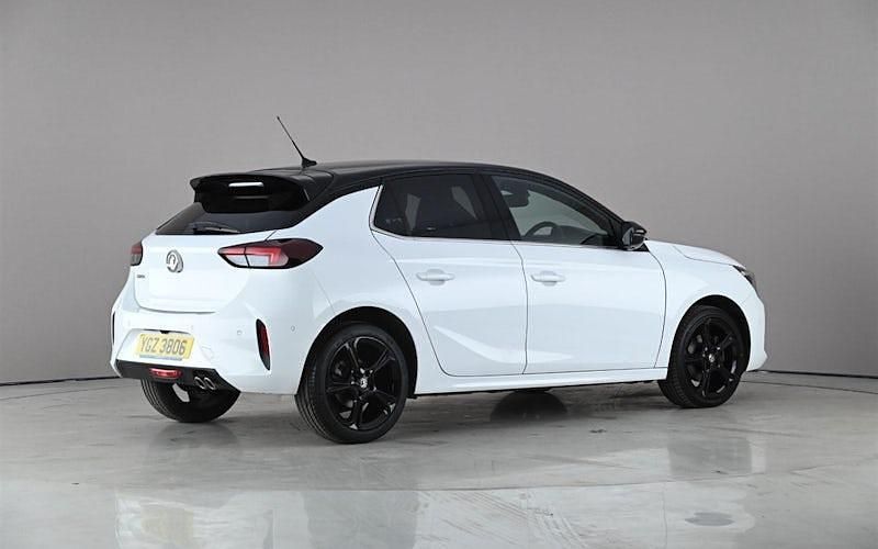 Used Vauxhall Corsa Ultimate 131 HP (96 kW) 2022 White Hatchback