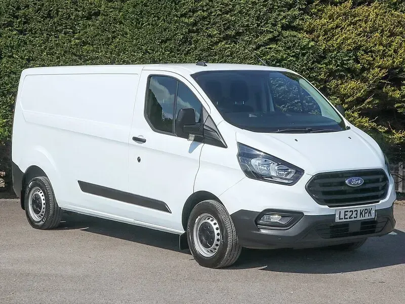 Used Ford Transit Custom 130 HP (95 kW) 2023 White Van