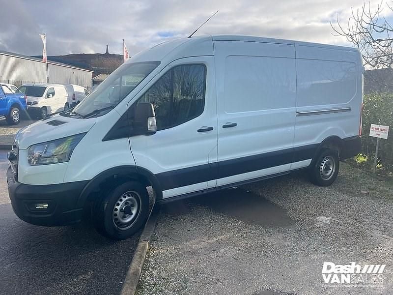 Used Ford Transit 130 HP (95 kW) 2022 White Van