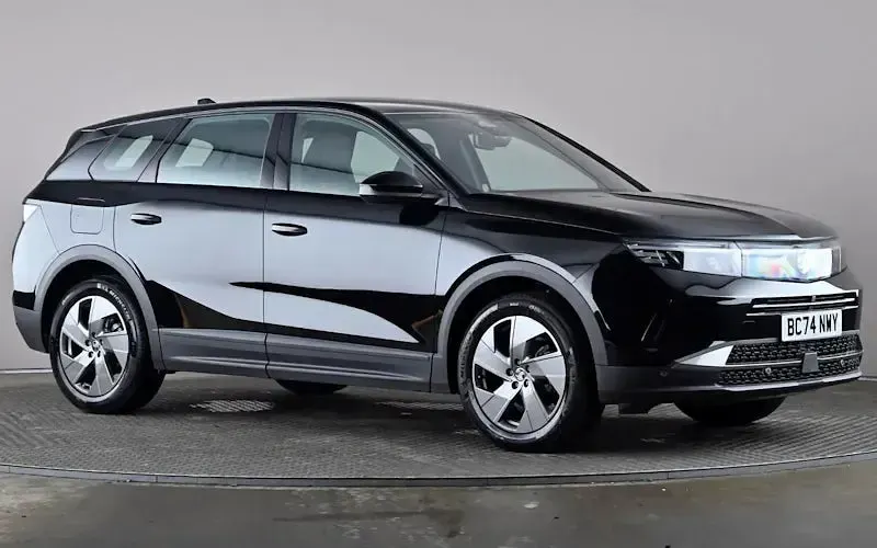 Used Vauxhall Grandland X Design Edition 136 HP (100 kW) 2025 SUV