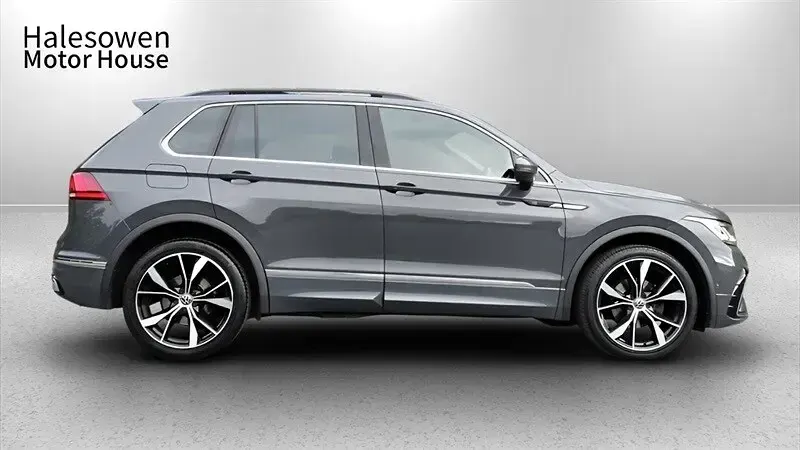 Used VW Tiguan R-line 150 HP (110 kW) 2023 Grey SUV