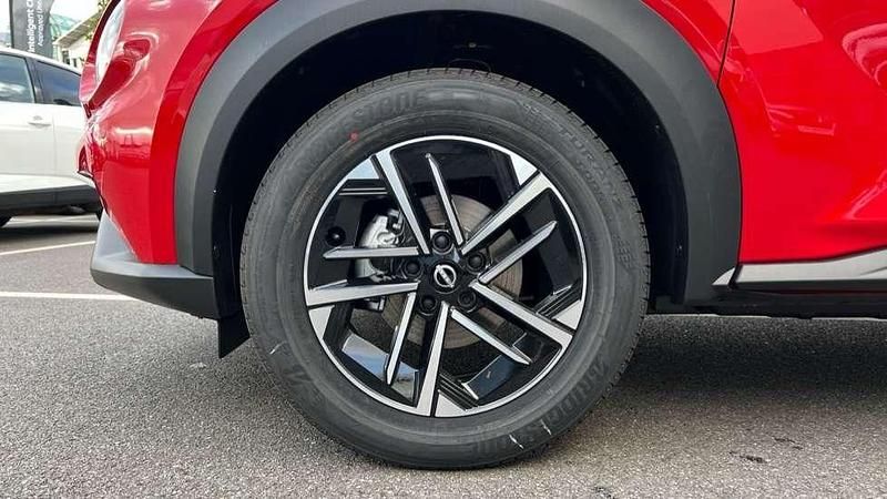 Used Nissan Juke N-Connecta 114 HP (83 kW) 2024 Red SUV