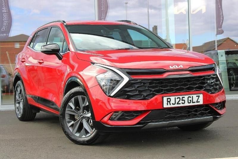 Red Used 2025 Kia Sportage 2 SUV | £28,831 (Good price) - Image 1/3