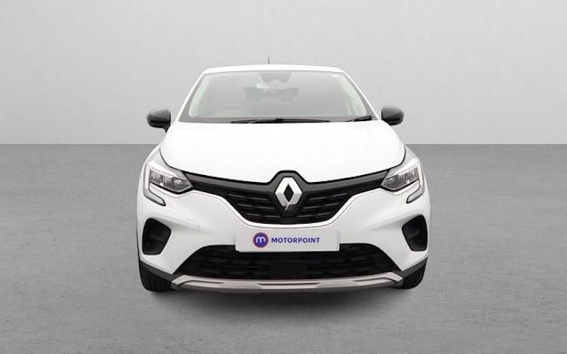 Used Renault Captur Evolution 91 HP (66 kW) 2023 White SUV