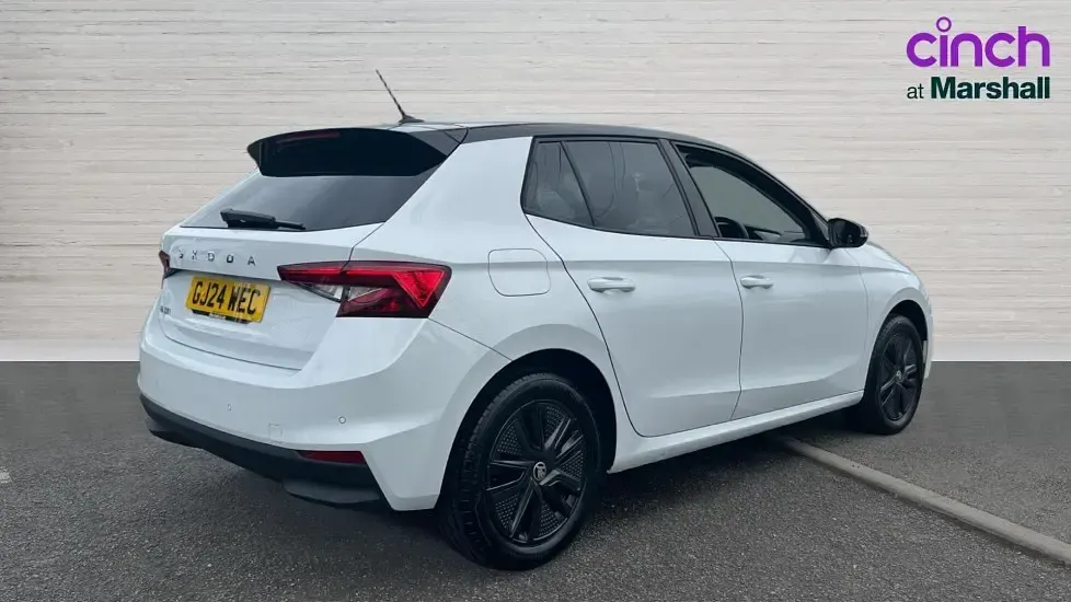 Used Skoda Fabia Colour Edition 80 HP (58 kW) 2024 Moon white metallic black magic pearl effect Hatchback