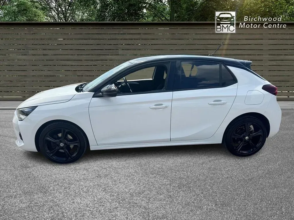 Used Vauxhall Corsa GS Line 100 HP (73 kW) 2023 White Hatchback