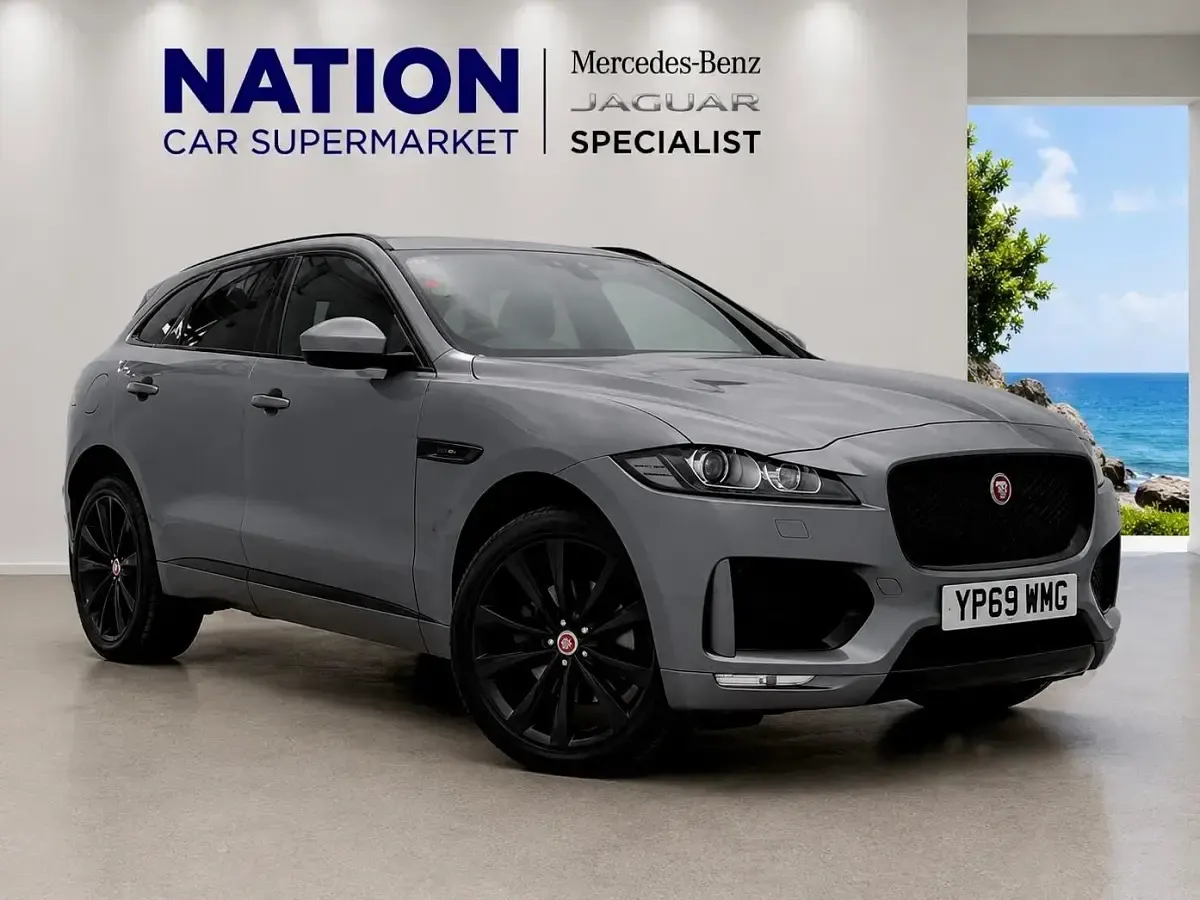 Used Jaguar F-Pace Chequered Flag 180 HP (132 kW) 2019 SUV