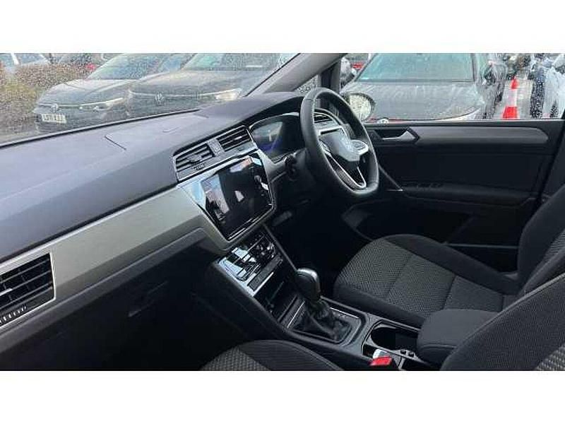 Used VW Touran Match 150 HP (110 kW) 2025 Grenadilla black metallic MPV