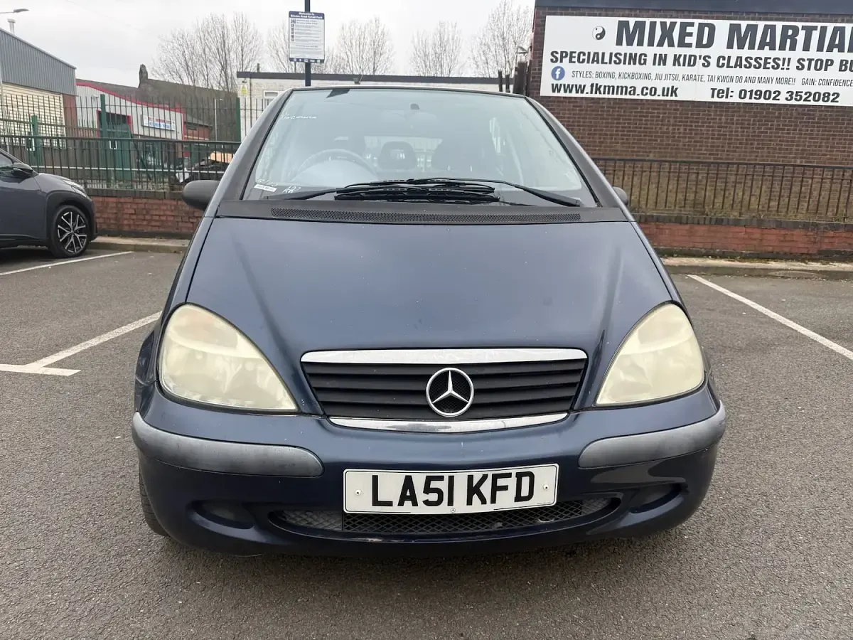 Used Mercedes A140 Classic 82 HP (60 kW) 2002 Blue Hatchback