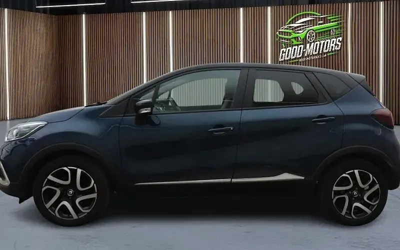 Used Renault Captur Iconic 150 HP (110 kW) 2019 Blue SUV