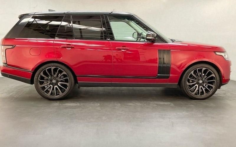 Used Land Rover Range Rover Autobiography 258 HP (189 kW) 2017 Red SUV