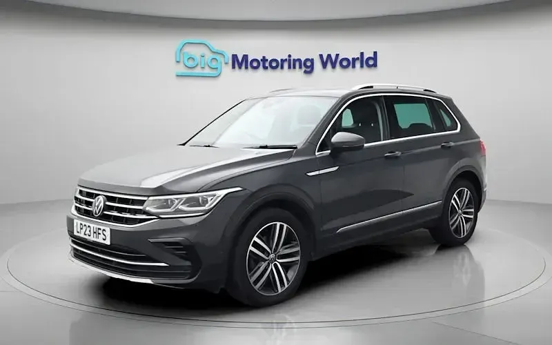 Used VW Tiguan Elegance 150 HP (110 kW) 2023 Grey SUV