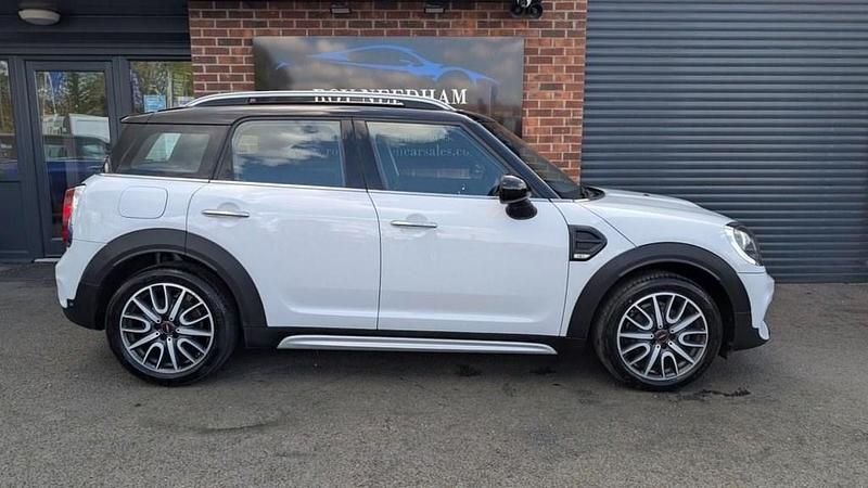 Usado Mini Cooper Sport 2019 Blanco Utilitario