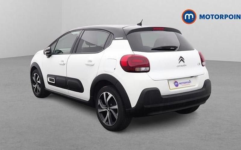 Used Citroën C3 PureTech 83 HP (61 kW) 2024 White Hatchback