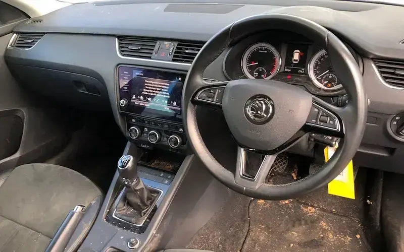 Used Skoda Octavia SE L 150 HP (110 kW) 2019 Blue Estate