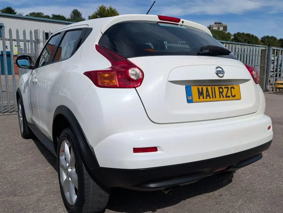 Used Nissan Juke Acenta 2011 White SUV