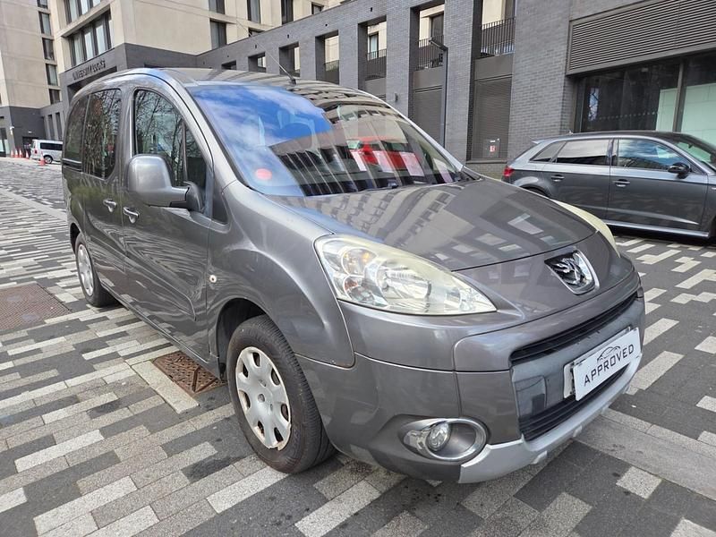 Used Peugeot Partner Tepee S 75 HP (55 kW) 2008 Grey MPV