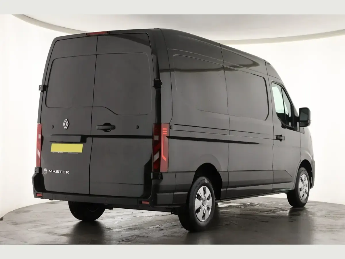 Novo Renault Master 2026 Preto Monovolume