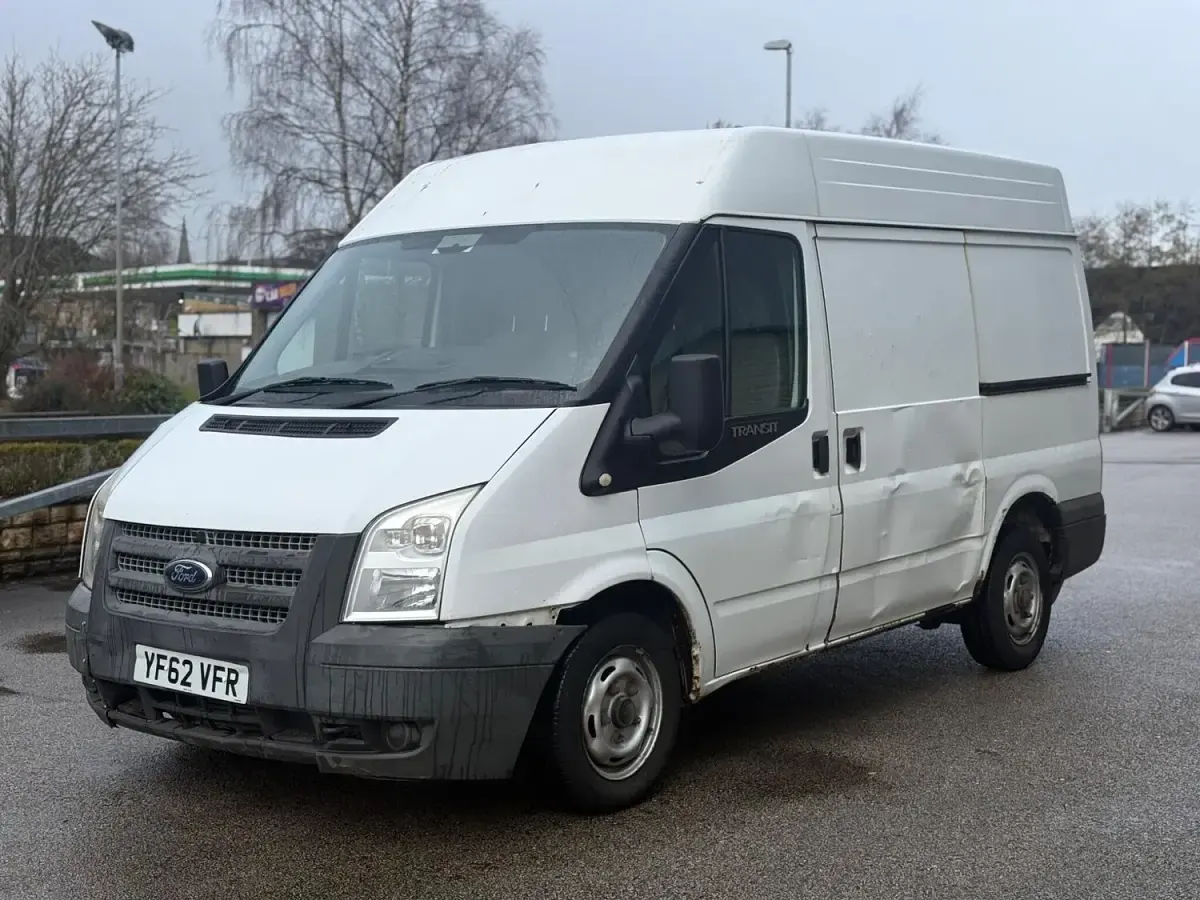 Used Ford Transit 100 HP (73 kW) 2013 White Van