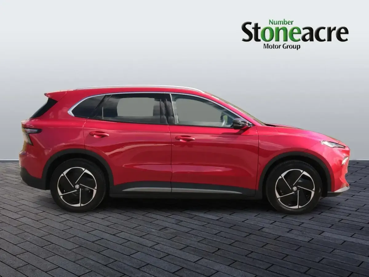 Used MG MG5 EV Trophy 167 kW (228 HP) 2025 Red Estate