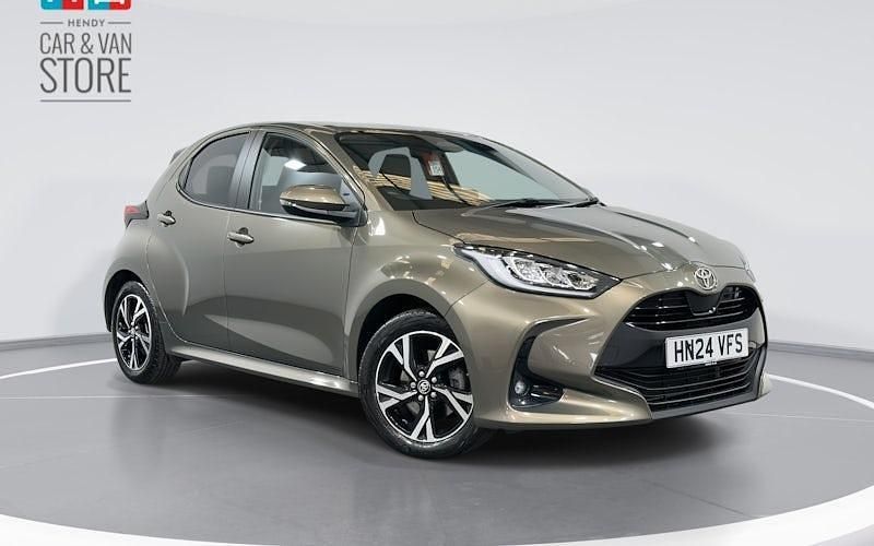 Bronze Used 2024 Toyota Yaris Hybrid Design Hatchback | £18,499 (Fair price) - Image 1/4
