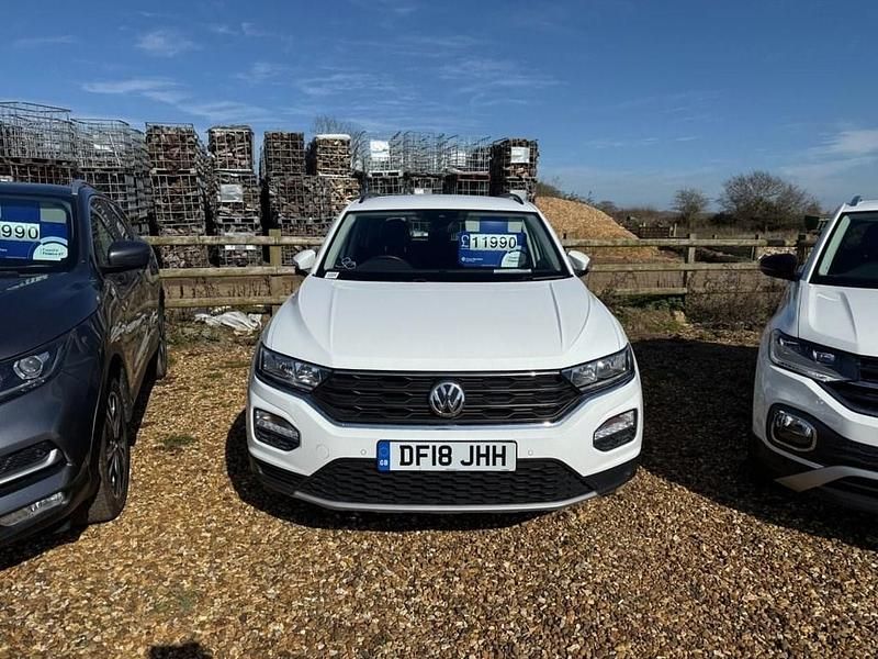 Used VW T-Roc SE 115 HP (84 kW) 2018 White SUV