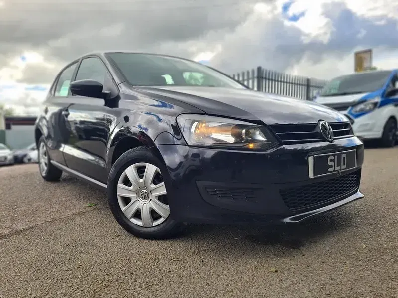 Usado VW Polo S 2014 Negro Utilitario