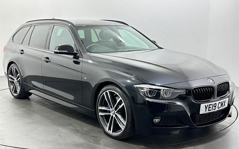 Used 2018 BMW 320 M Sport Estate | £17,226 (Fair price) - Image 1/3