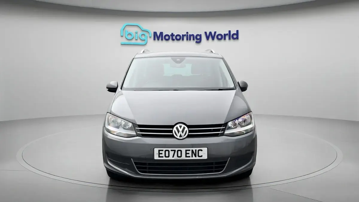 Used VW Sharan SE 150 HP (110 kW) 2021 Grey MPV