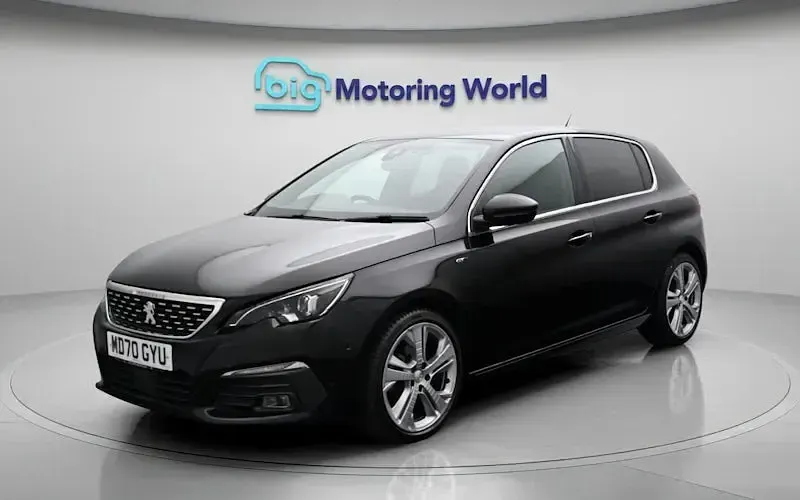 Gebraucht Peugeot 308 Premium 131 PS (96 kW) 2021 Schwarz Kleinwagen