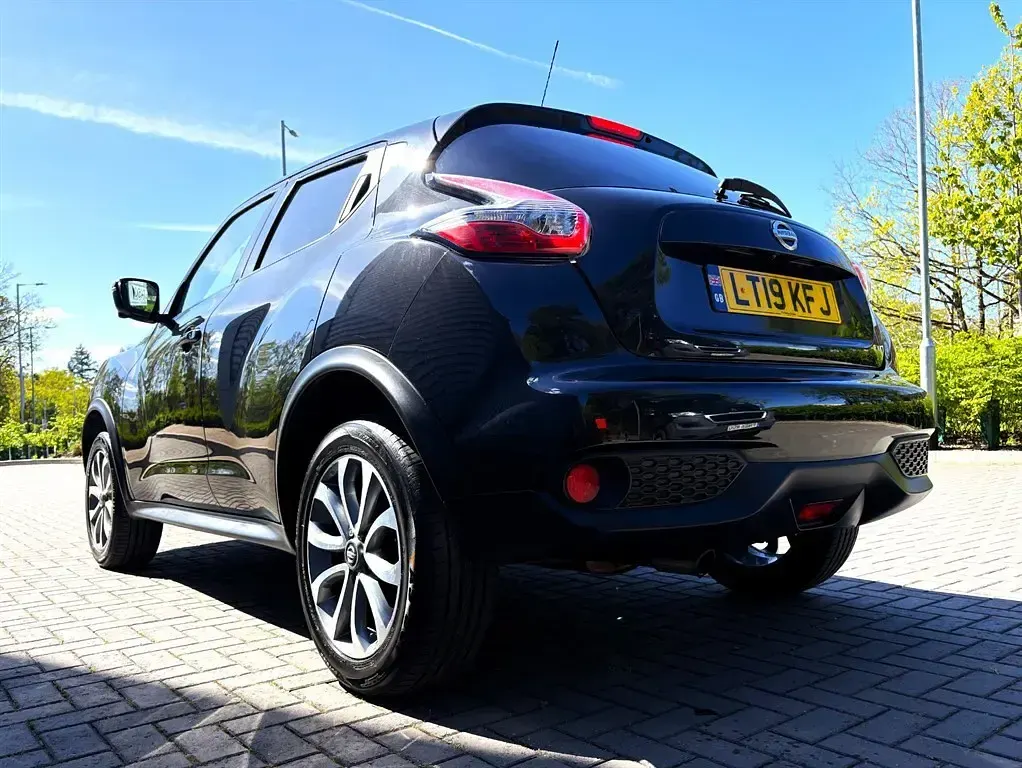 Used Nissan Juke Tekna 2019 Black SUV