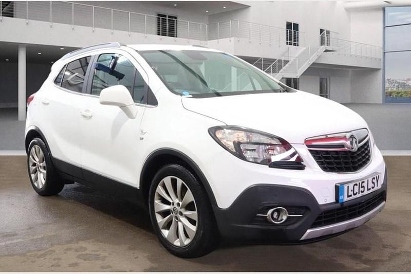 Used Vauxhall Mokka 140 HP (102 kW) 2015 White SUV
