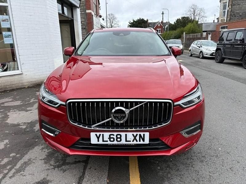 Used Volvo XC60 Inscription 250 HP (183 kW) 2019 Red SUV