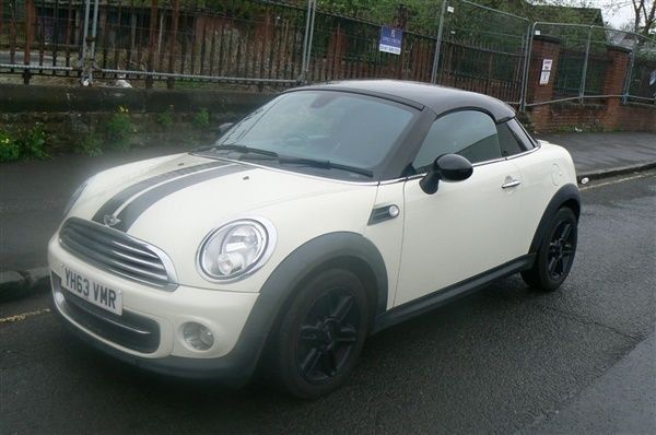 White Used 2013 Mini Cooper Coupé Coupe | £3,500 (Fair price) - Image 1/1