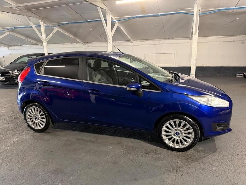 Used Ford Fiesta Titanium 2014 Blue Hatchback